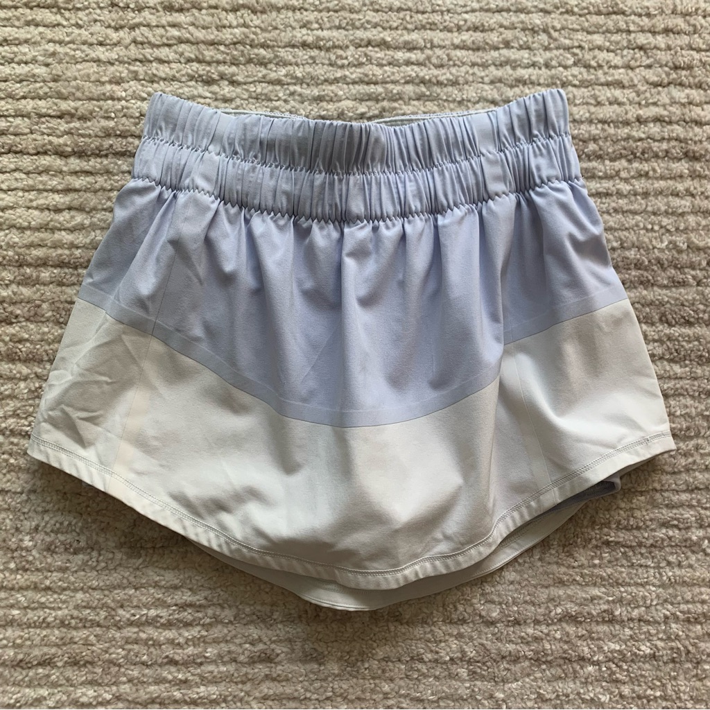 Lululemon Breeze By Skirt Lavender Size 2